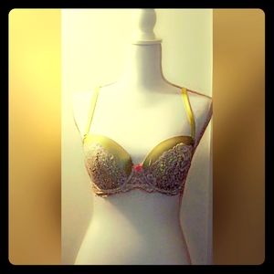 Victoria secret bra